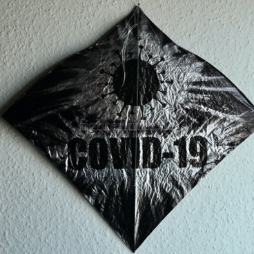 Segel: geätzt
Segelmaterial: Mylar
Bogenstab: Carbon 1,3 mm
Mittelstab: Bambus laminiert
Gesamtgewicht: 6,5 g Segel: geätzt
Segelmaterial: Mylar
Bogenstab: Carbon 1,3 mm
Mittelstab: Bambus laminiert
Gesamtgewicht: 6,5 g