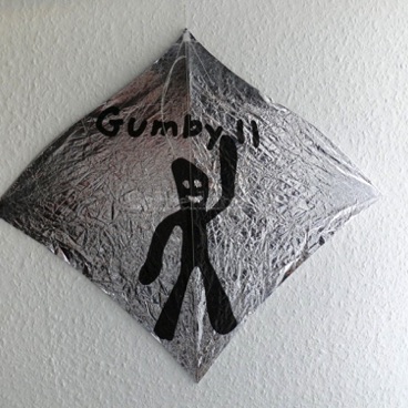 Segel: geätzt
Segelmaterial: Mylar
Bogenstab: Carbon 1,3 mm
Mittelstab: Bambus laminiert
Gesamtgewicht: 9,3 g Segel: geätzt
Segelmaterial: Mylar
Bogenstab: Carbon 1,3 mm
Mittelstab: Bambus laminiert
Gesamtgewicht: 9,3 g